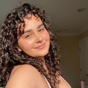 Meet your Posher, Saba